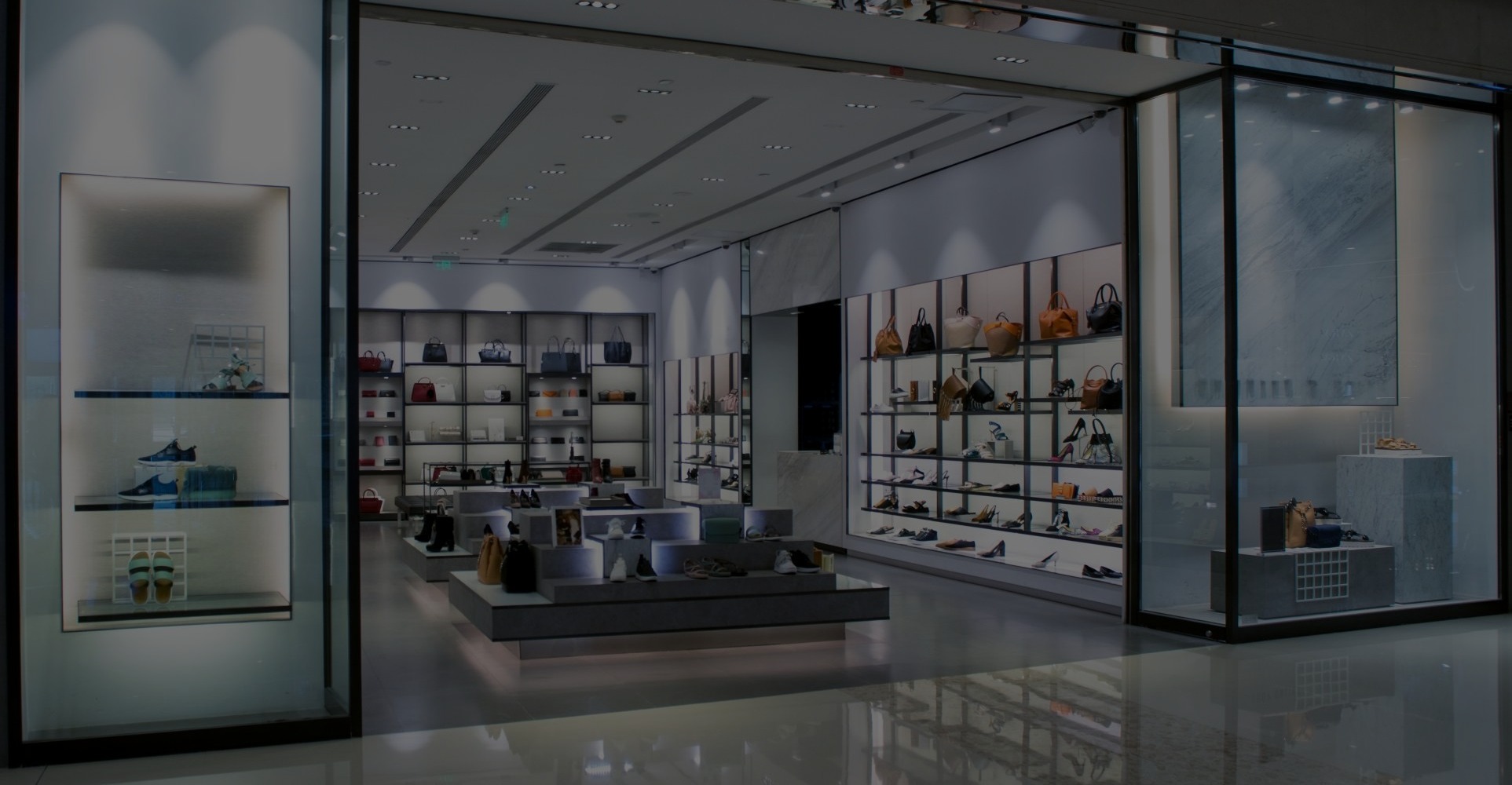 Slider, Glaziers in Mitcham, Mitcham Common, Pollards Hill, CR4